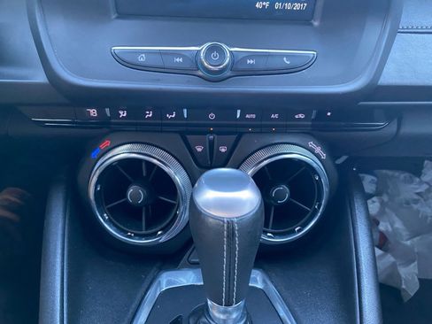 Used 2017 Chevrolet Camaro LT image 21