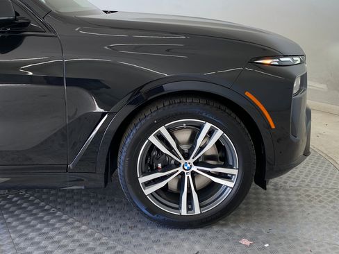 New 2026 BMW X7 xDrive40i w/ M Sport Package image 11