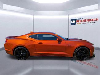 Used 2022 Chevrolet Camaro LT w/ Technology Package RWD video 3