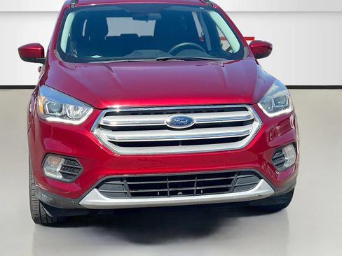Used 2018 Ford Escape SEL AWD/4WD image 2