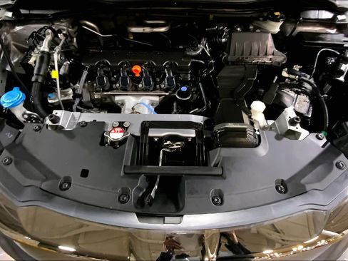 Used 2022 Honda HR-V LX image 31