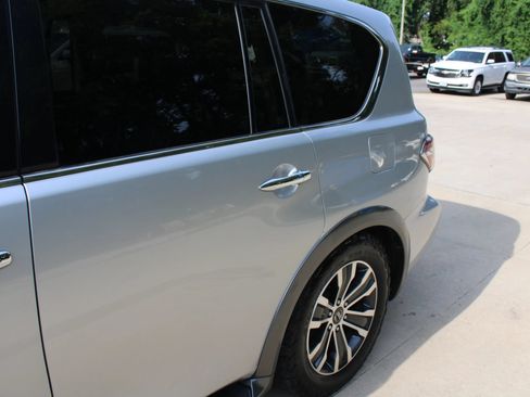 Used 2019 Nissan Armada SL w/ Premium Package AWD/4WD image 4
