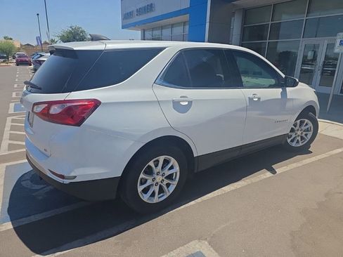 Used 2020 Chevrolet Equinox LT FWD image 3