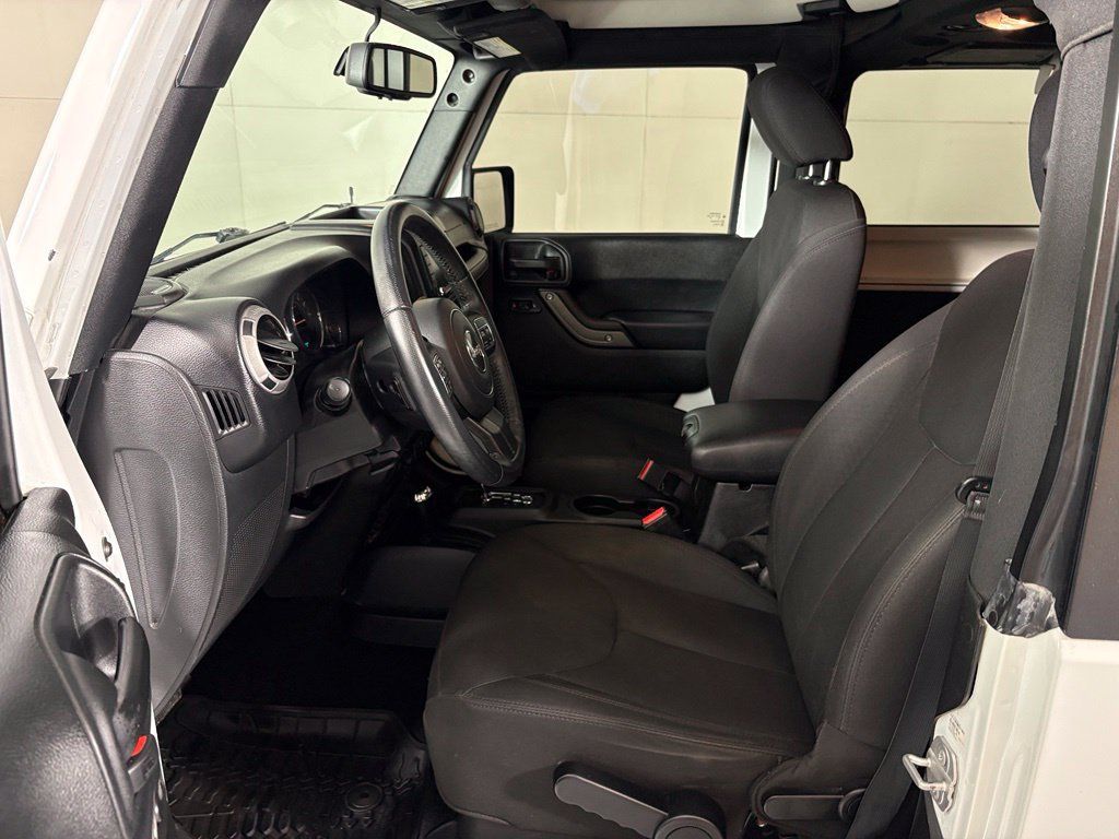 Used 2017 Jeep Wrangler Sport AWD/4WD image 18