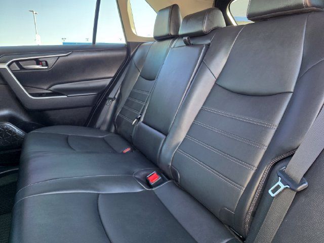 Used 2022 Toyota RAV4 XLE Premium AWD/4WD image 20