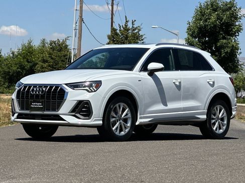 Used 2025 Audi Q3 2.0T Premium AWD/4WD image 7