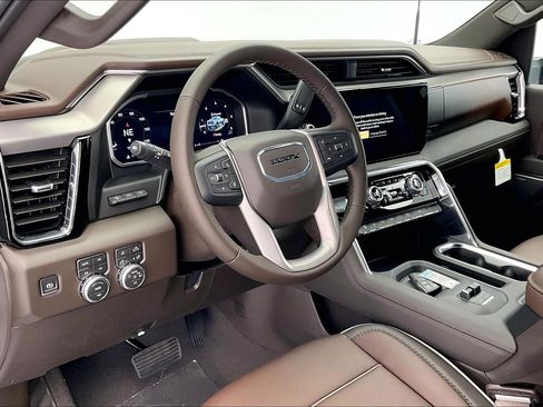 New 2026 GMC Sierra 3500 Denali w/ Denali Reserve Package image 4