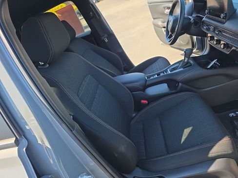 Used 2024 Honda HR-V Sport image 25