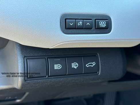 New 2026 Subaru Solterra AWD/4WD image 17