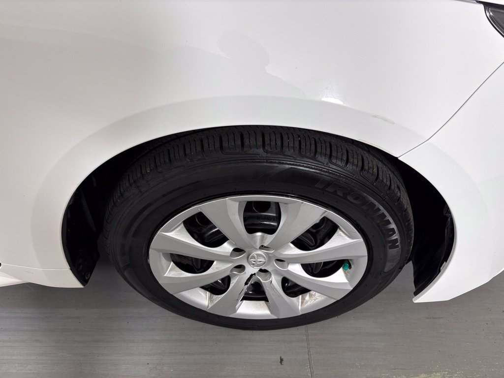 Used 2024 Toyota Corolla LE FWD image 11