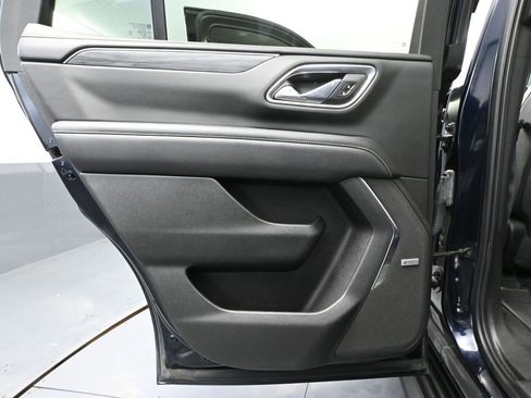 Used 2021 GMC Yukon SLT w/ SLT Luxury Plus Package AWD/4WD image 38