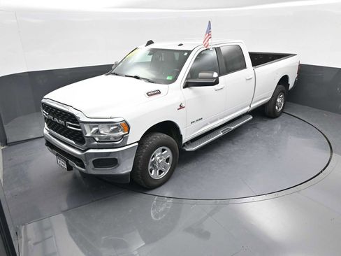 Used 2022 RAM 3500 Big Horn image 26