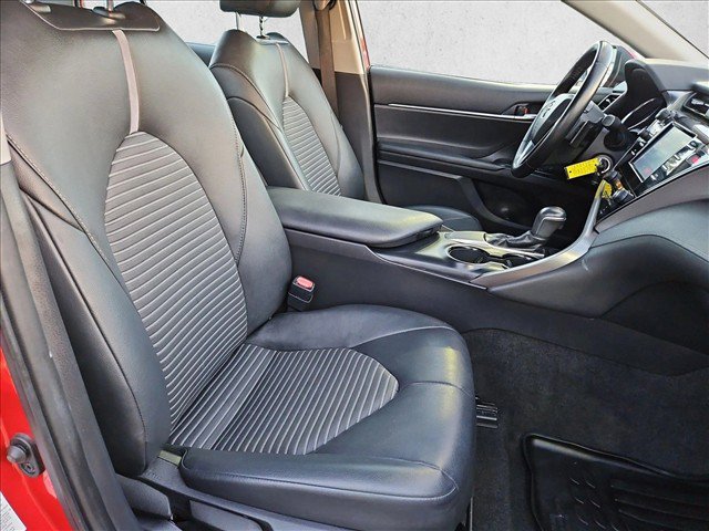 Used 2019 Toyota Camry SE FWD image 20