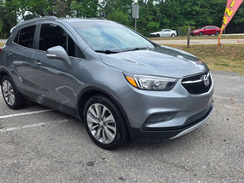 Used 2019 Buick Encore Preferred FWD image 2