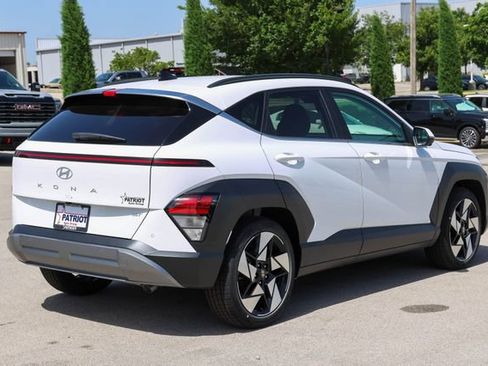 New 2026 Hyundai Kona Limited FWD image 3