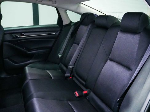 Used 2018 Honda Accord LX image 16