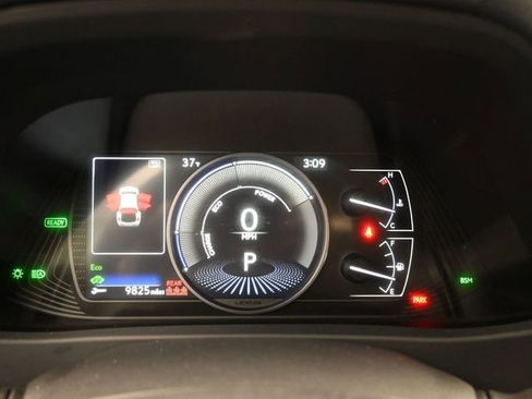 Used 2023 Lexus UX 250h AWD w/ Accessory Package (Z1) image 17