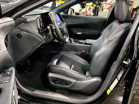 Used 2024 Lexus RX 350 AWD w/ Convenience Package image 9