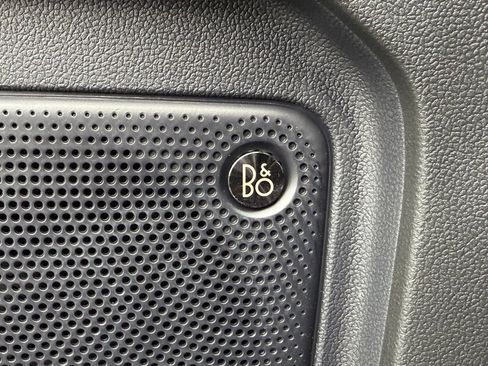 Used 2024 Ford Escape SE w/ PHEV Premium Package image 16