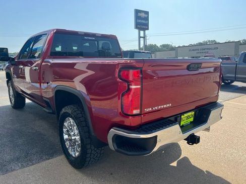 Used 2025 Chevrolet Silverado 2500 LTZ w/ LTZ Texas Edition AWD/4WD image 9