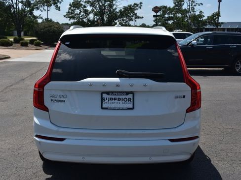 Used 2023 Volvo XC90 B5 Core AWD/4WD image 6