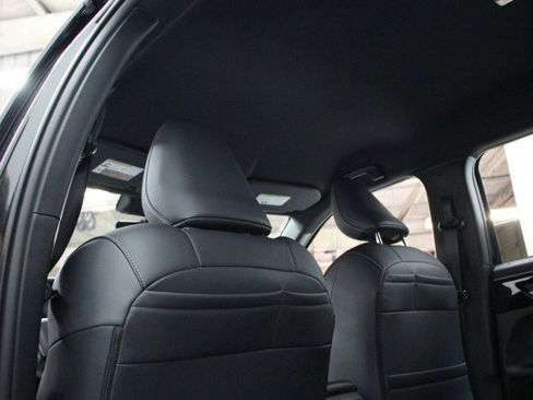 New 2026 Mitsubishi Outlander LE FWD image 23