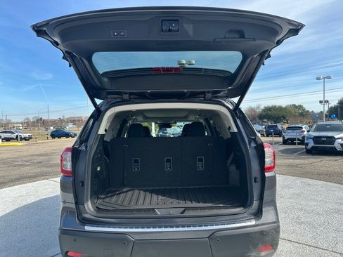 New 2026 Subaru Ascent Limited image 9