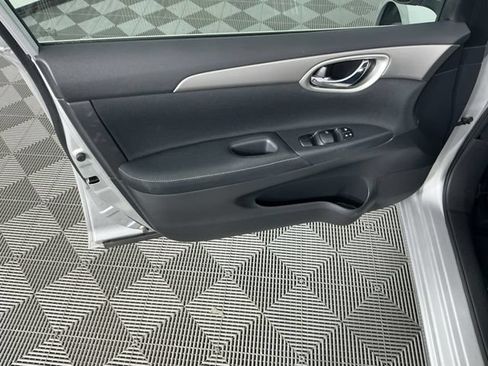 Used 2014 Nissan Sentra SV FWD image 8
