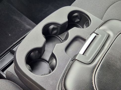 Used 2024 RAM 3500 Tradesman w/ Chrome Appearance Group image 22