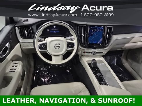 Used 2024 Volvo XC60 B5 Plus image 12