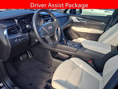 Used 2023 Cadillac XT5 Sportv w/ Technology Package AWD/4WD image 8