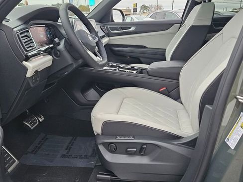 New 2026 Volkswagen Atlas Cross Sport SEL Premium R-Line image 5