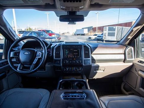 Used 2018 Ford F450 Limited image 12