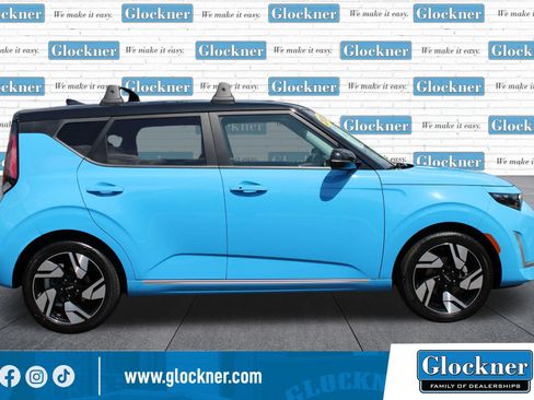 Used 2023 Kia Soul GT-Line FWD image 3