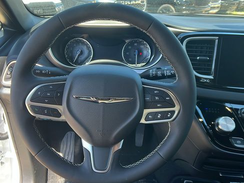 New 2026 Chrysler Voyager LX image 22