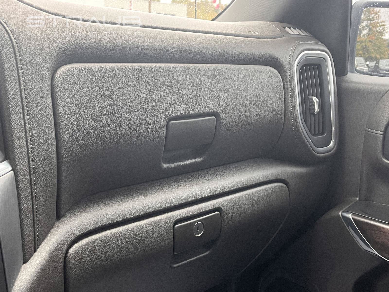 Used 2020 GMC Sierra 1500 Denali w/ Technology Package AWD/4WD image 24