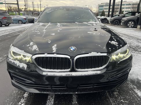 Used 2019 BMW 530i xDrive image 2