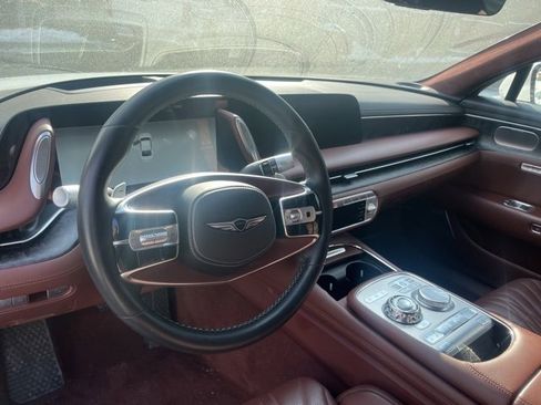 Used 2023 Genesis G90 3.5T image 9