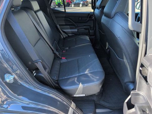 Used 2025 Toyota 4Runner TRD Off-Road Premium image 31