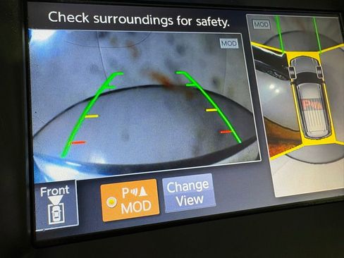 Used 2018 Nissan Armada SL w/ Moonroof Package image 32