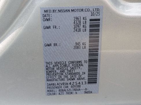 Used 2025 Nissan Altima 2.5 SR FWD image 34