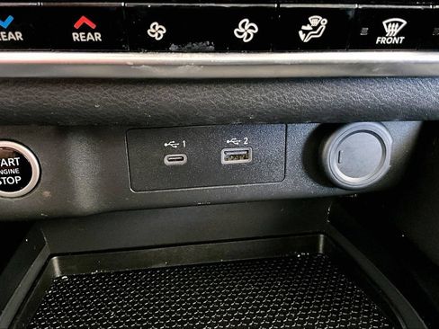 Used 2022 Nissan Rogue SL w/ SL Premium Package FWD image 16