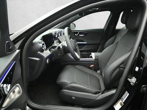 Certified 2025 Mercedes-Benz C 300 4MATIC Sedan image 9