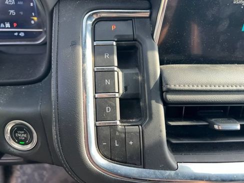 Used 2023 Chevrolet Tahoe LT w/ Luxury Package AWD/4WD image 18