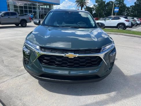 New 2026 Chevrolet Trax LS FWD image 10
