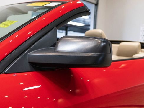 Used 2005 Ford Mustang Convertible RWD image 14