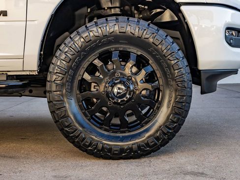 Used 2025 RAM 3500 Big Horn AWD/4WD image 12