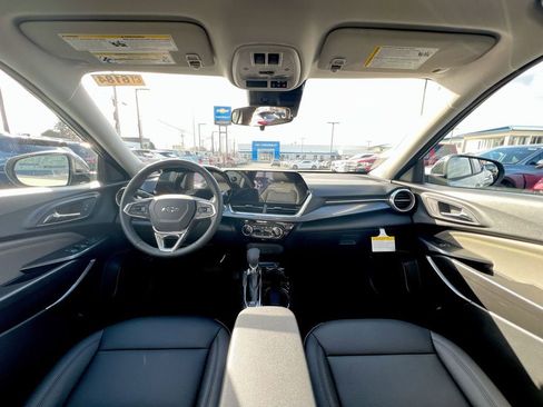 New 2026 Chevrolet Trax ACTIV image 18