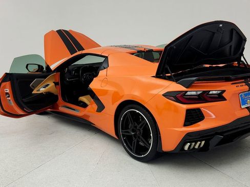 Used 2022 Chevrolet Corvette Stingray Preferred Conv w/ Z51 Performance Package RWD image 12