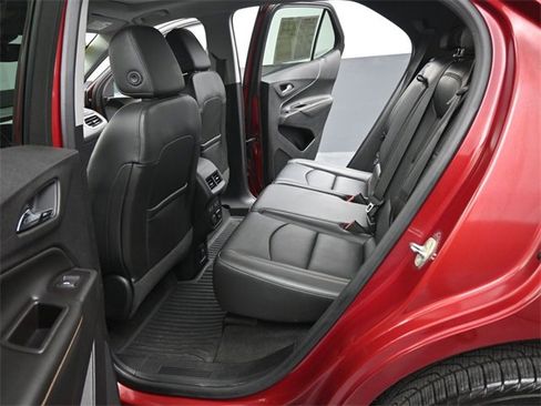 Used 2018 Chevrolet Equinox Premier image 10